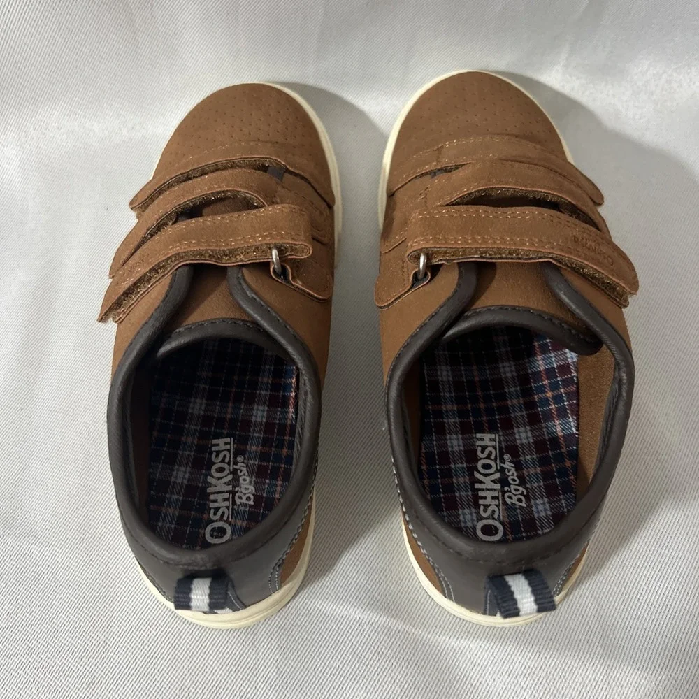 Oshkosh‎ B'gosh brown sneakers three straps size 12